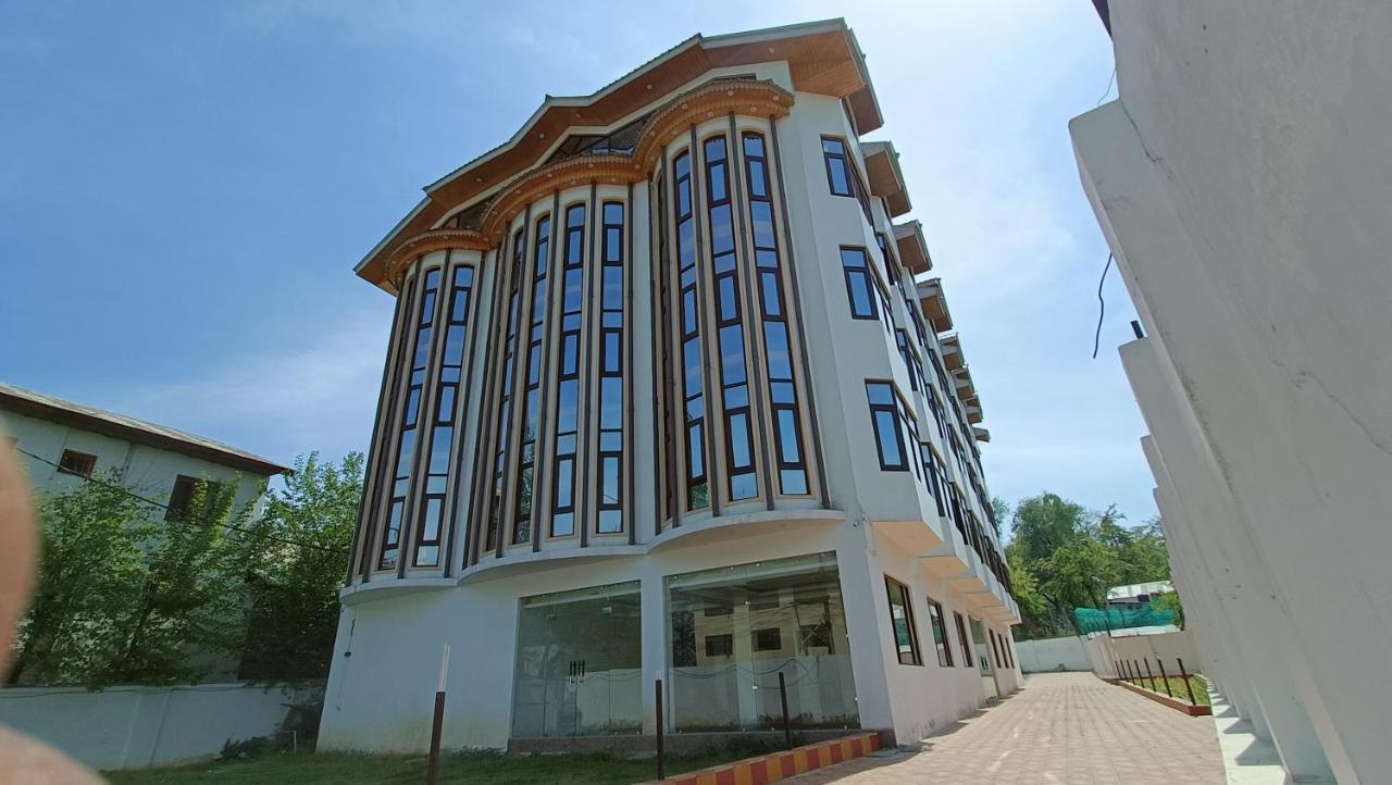 Hotel Zoon Dabb Srinagar Airport Kashmir Екстер'єр фото
