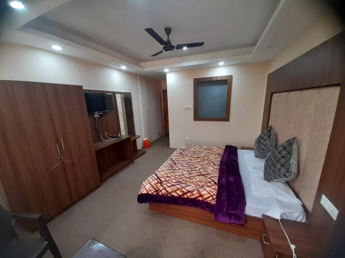 Hotel Zoon Dabb Srinagar Airport Kashmir Екстер'єр фото