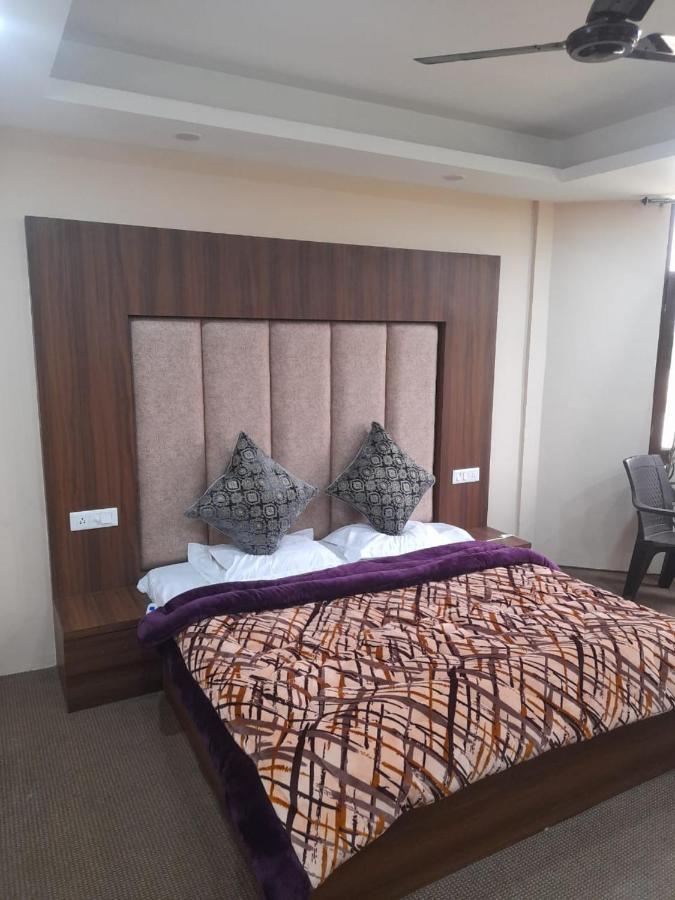 Hotel Zoon Dabb Srinagar Airport Kashmir Екстер'єр фото