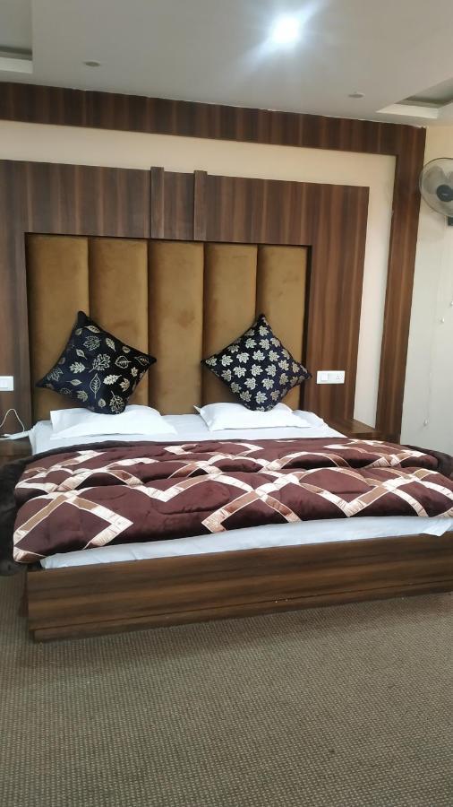 Hotel Zoon Dabb Srinagar Airport Kashmir Екстер'єр фото