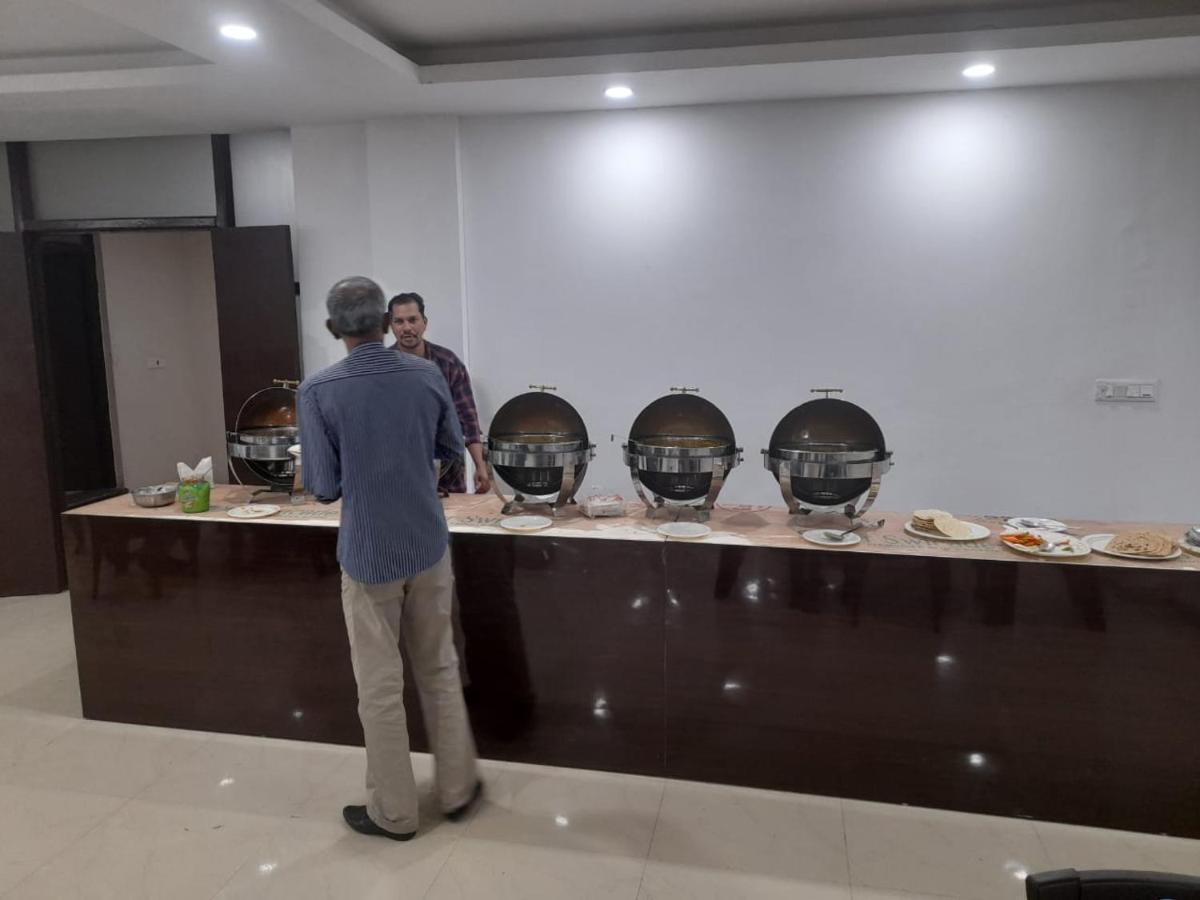 Hotel Zoon Dabb Srinagar Airport Kashmir Екстер'єр фото