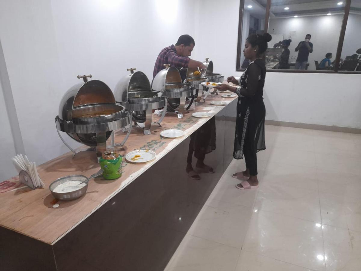 Hotel Zoon Dabb Srinagar Airport Kashmir Екстер'єр фото