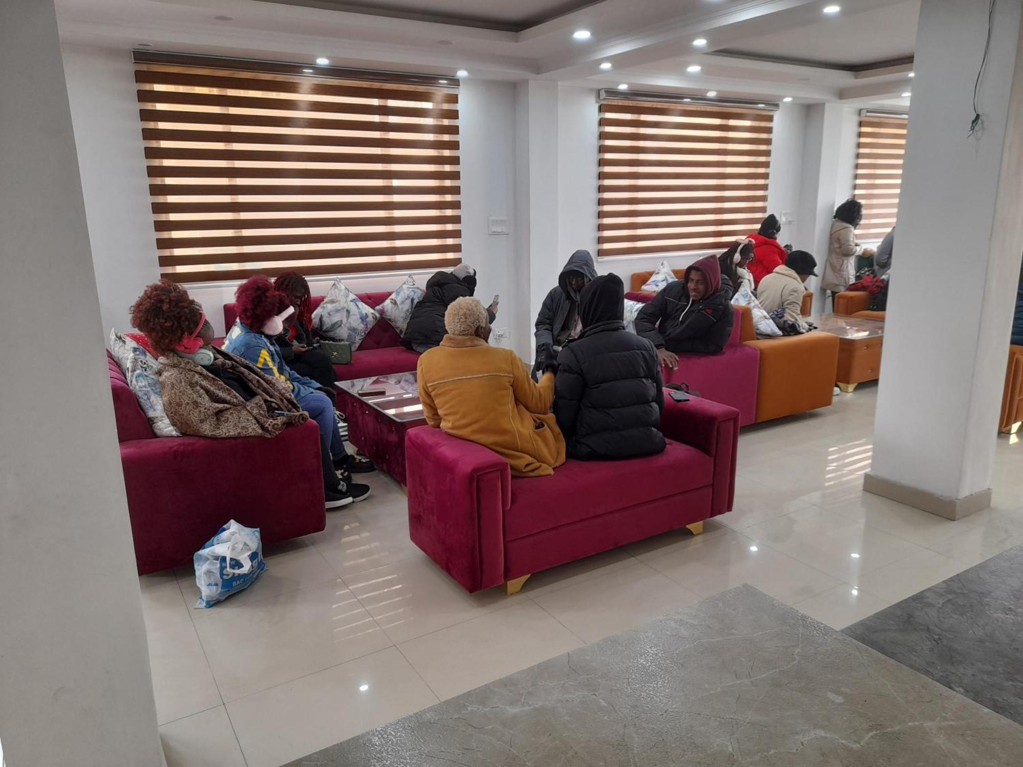 Hotel Zoon Dabb Srinagar Airport Kashmir Екстер'єр фото