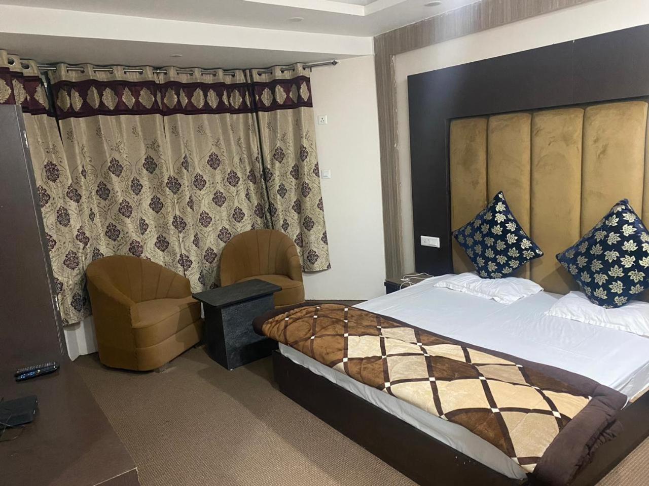 Hotel Zoon Dabb Srinagar Airport Kashmir Екстер'єр фото