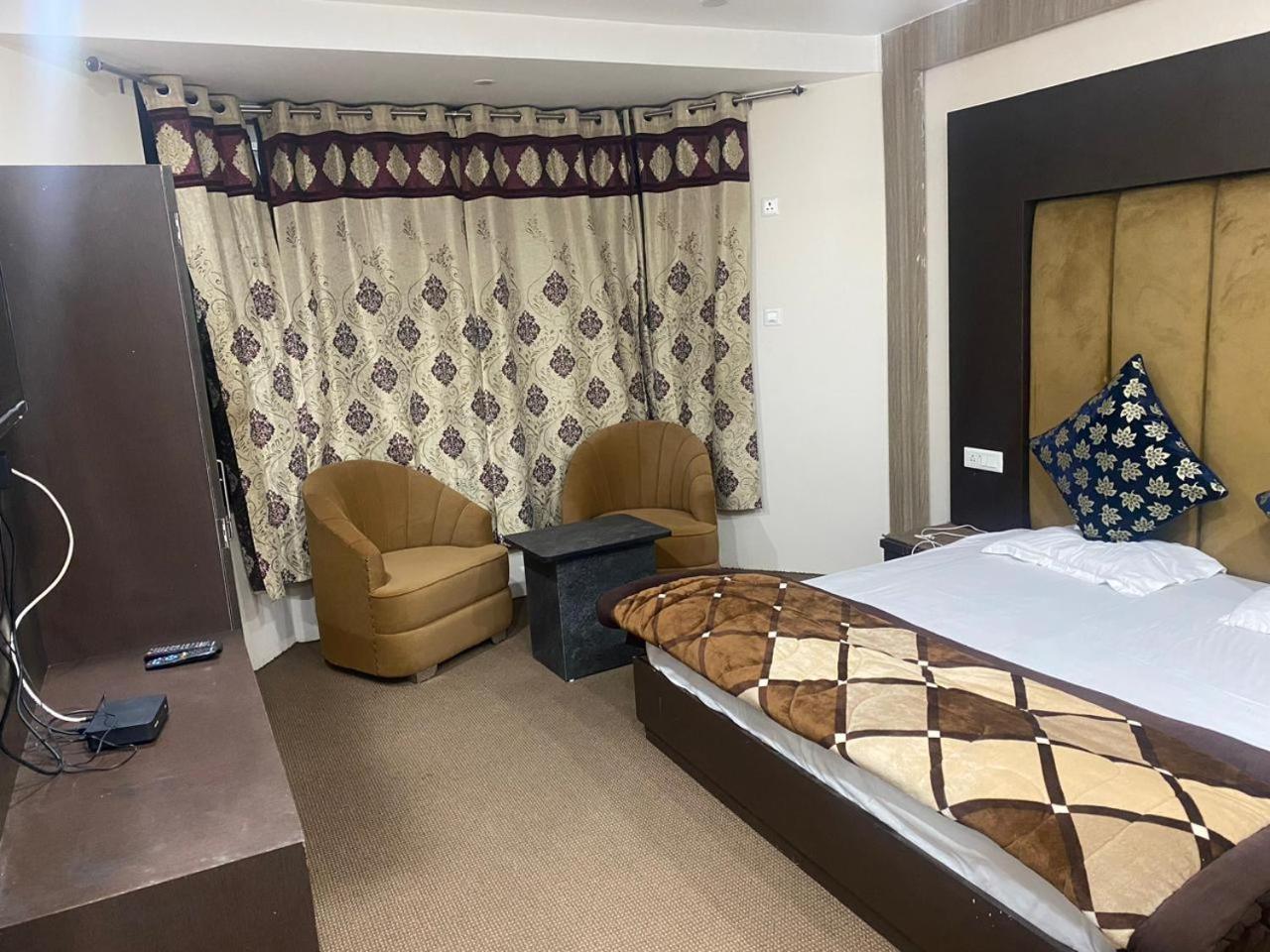 Hotel Zoon Dabb Srinagar Airport Kashmir Екстер'єр фото