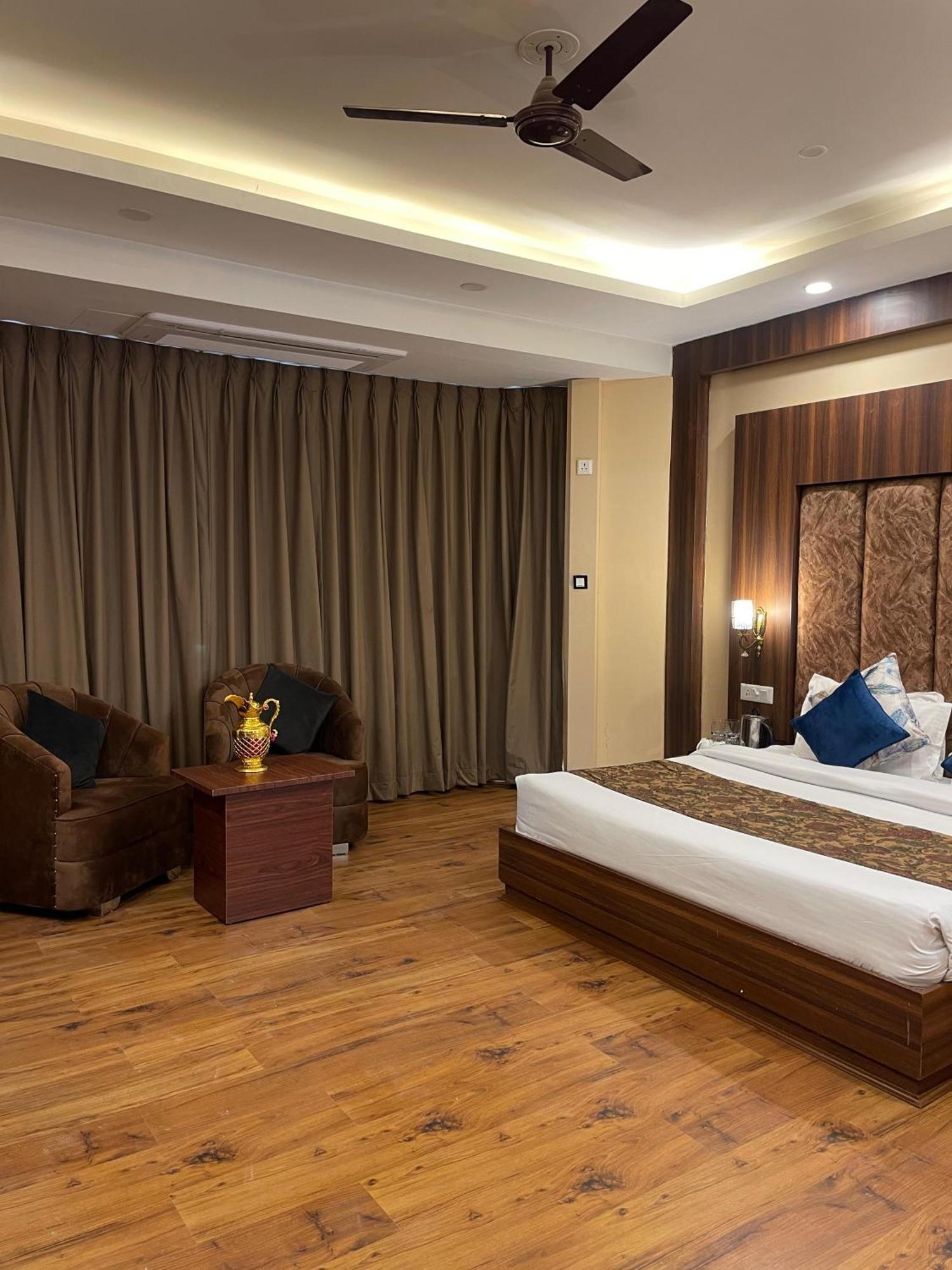 Hotel Zoon Dabb Srinagar Airport Kashmir Екстер'єр фото