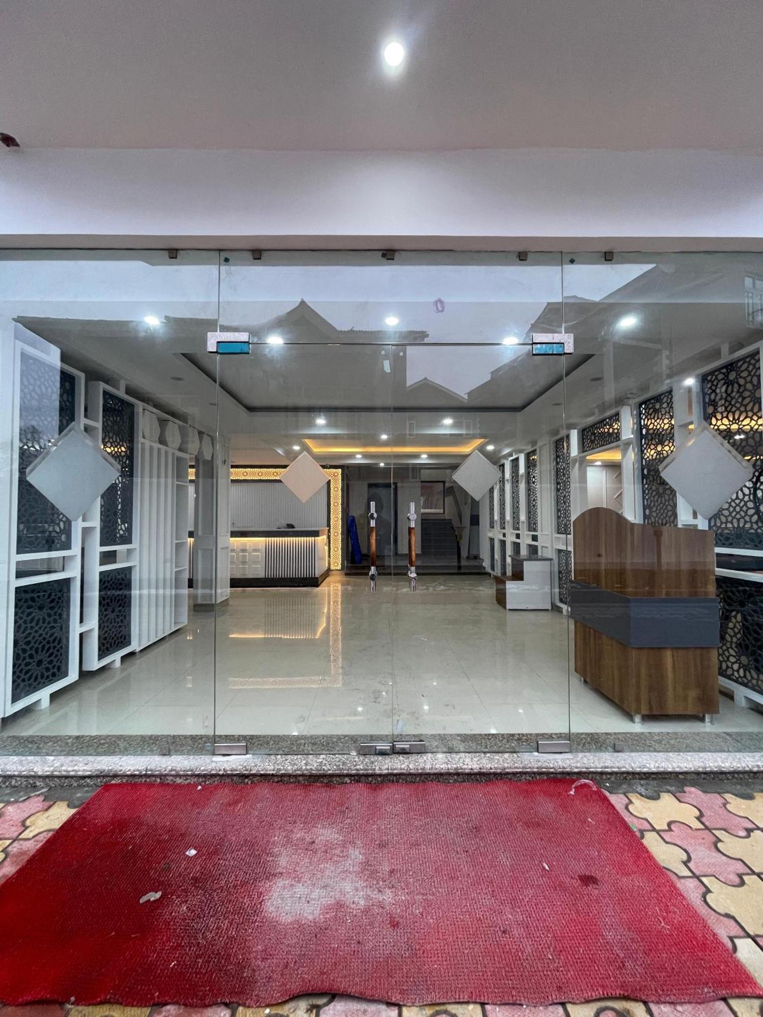 Hotel Zoon Dabb Srinagar Airport Kashmir Екстер'єр фото