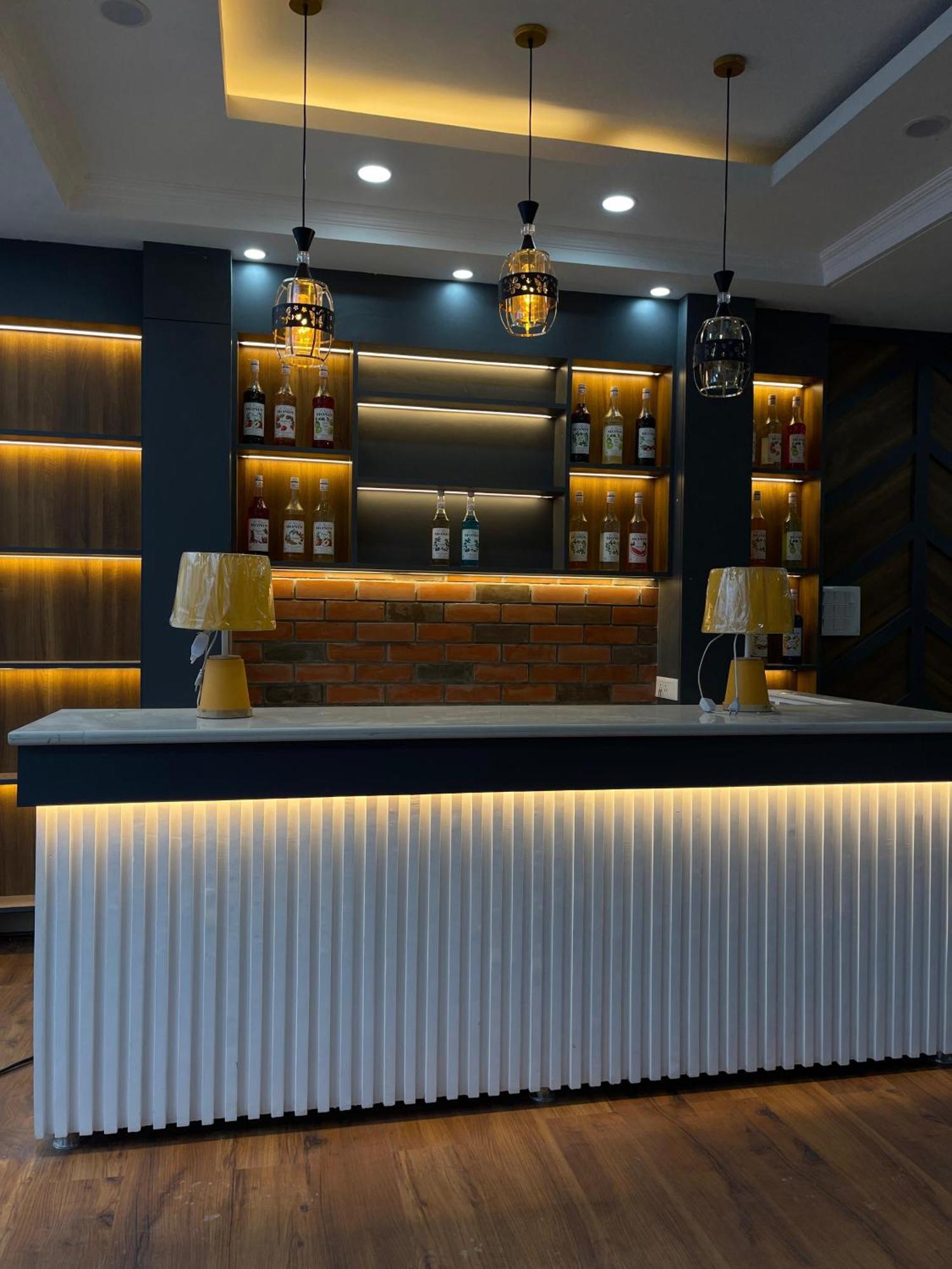 Hotel Zoon Dabb Srinagar Airport Kashmir Екстер'єр фото