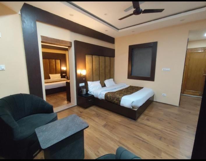Hotel Zoon Dabb Srinagar Airport Kashmir Екстер'єр фото